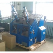 Машина для формування паперових тарілок і піддонів  інстальована в центральній частині України